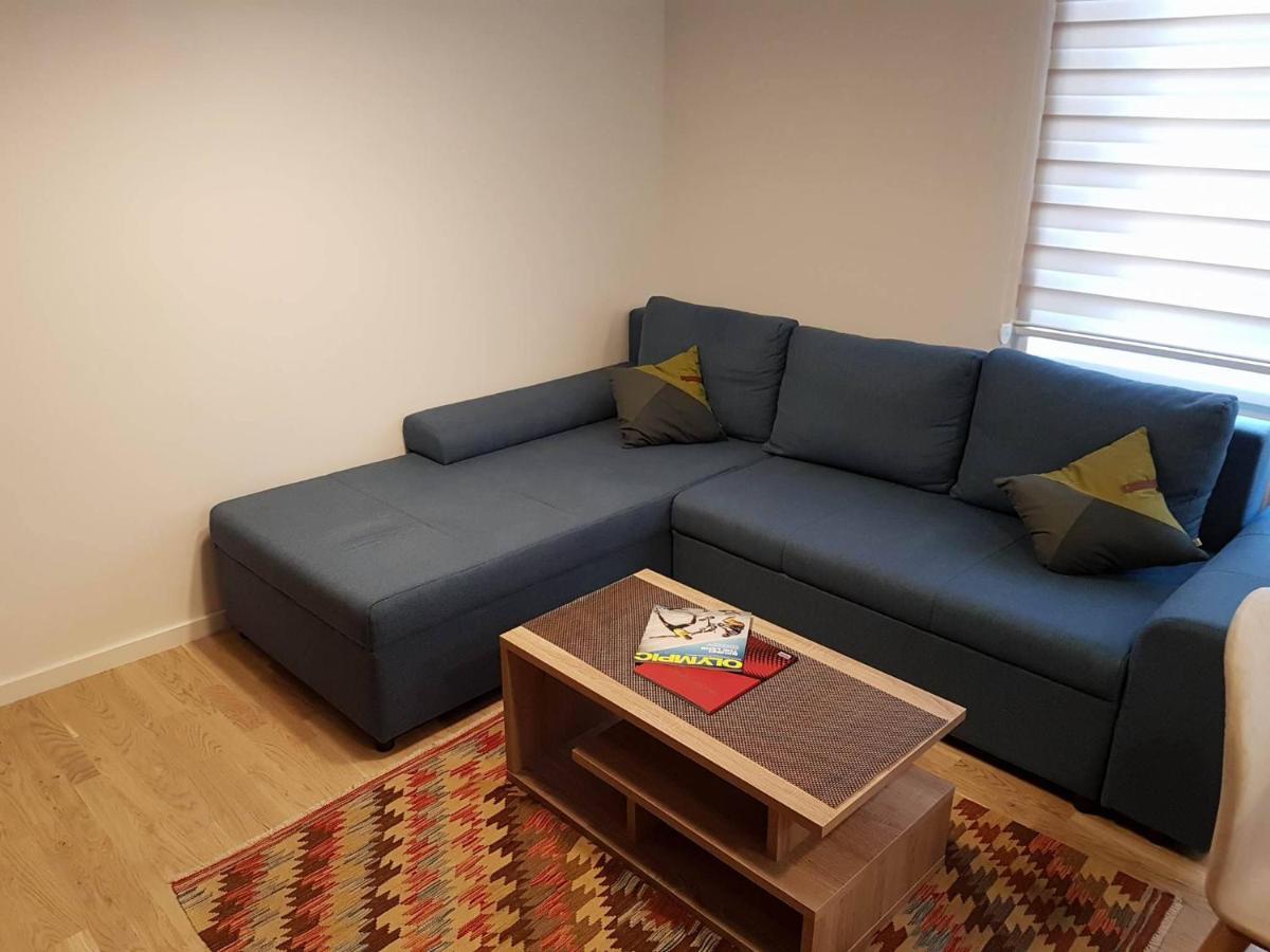 Modern Apartment In The City Center- Best Location ซาราเยโว ภายนอก รูปภาพ